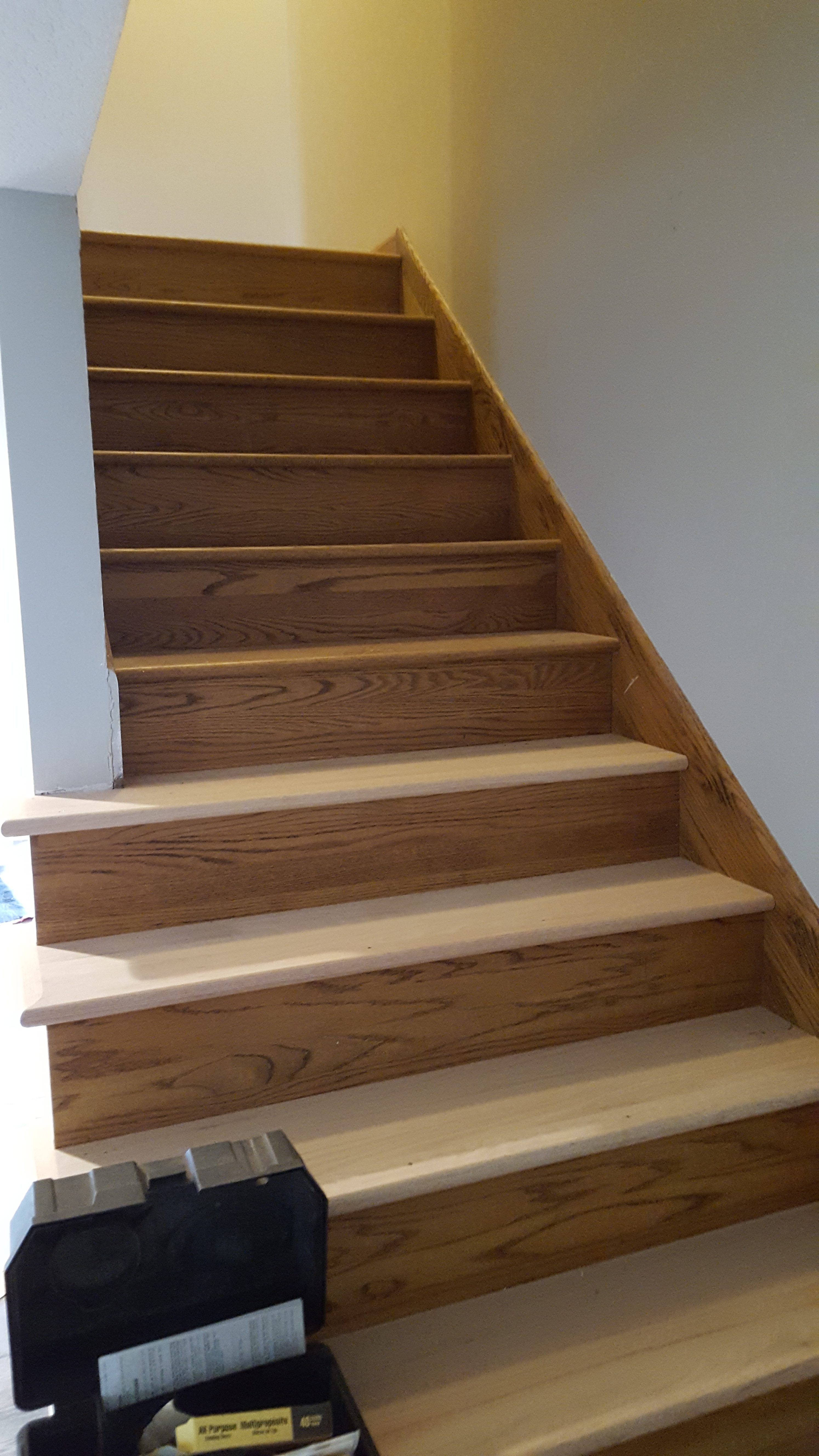 wood-floor-steps